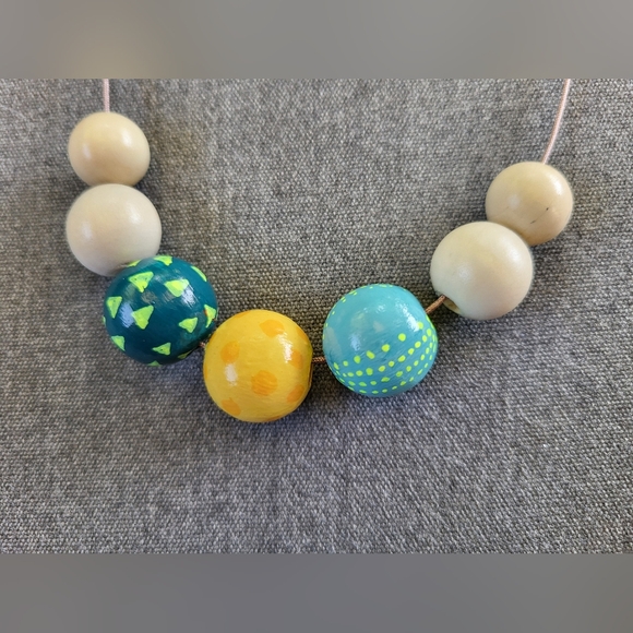 New handmade Necklace and earrings set - Picture 2 of 9